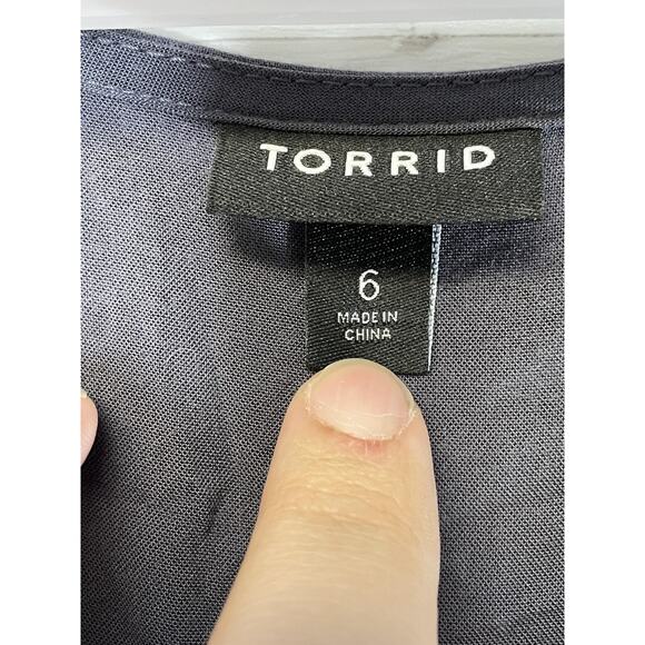 Torrid Shirt Womens 6X Gray Smocked Button Front Peasant Tunic 3/4 Sleeve Boho - Picture 7 of 11